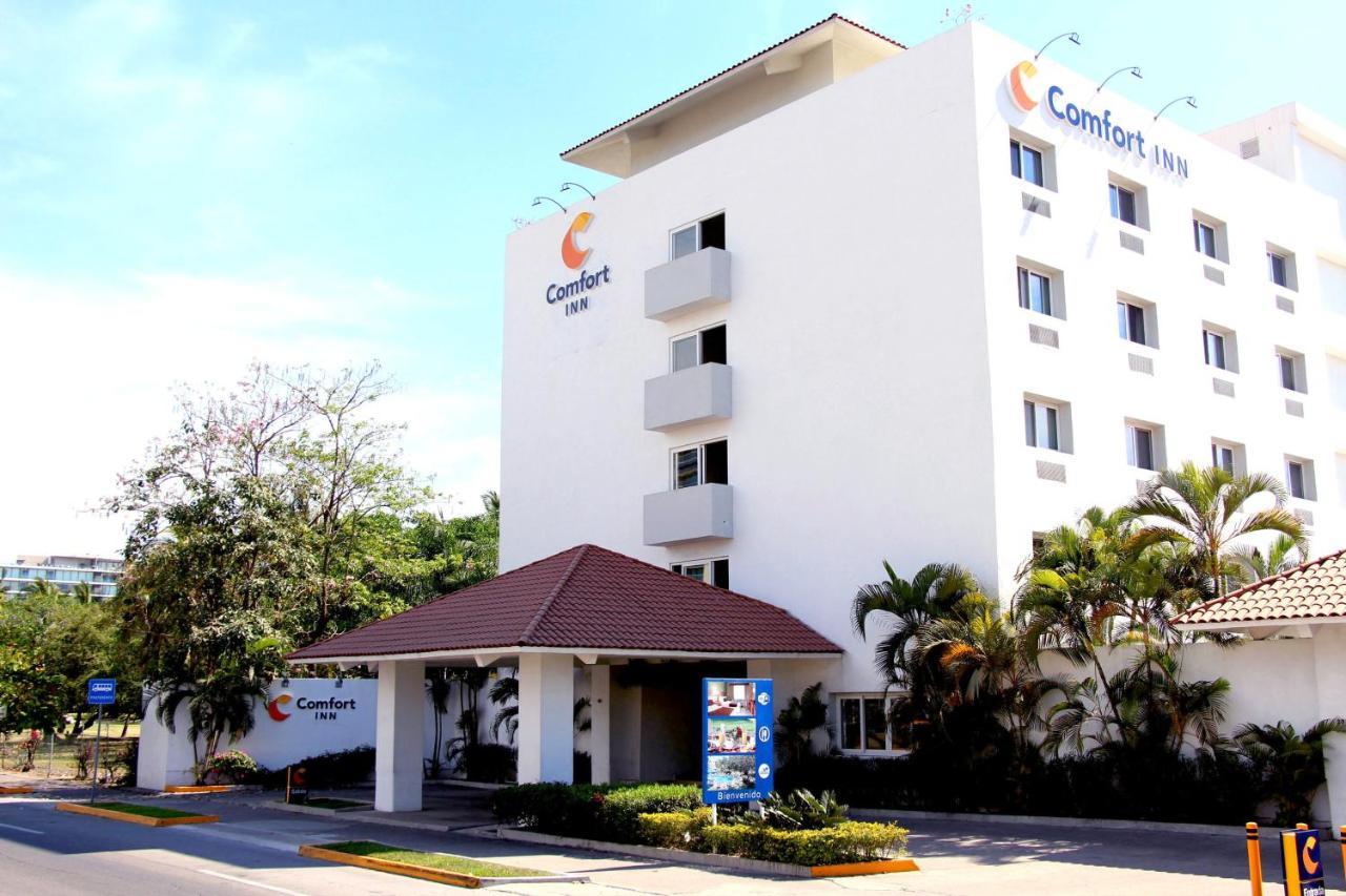 Comfort Inn Puerto Vallarta Exterior photo