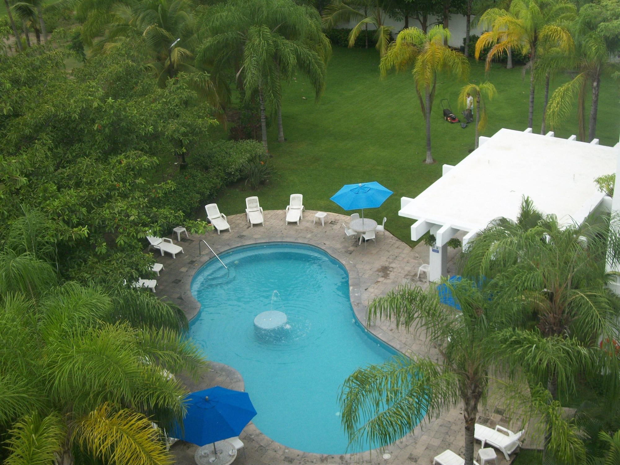 Comfort Inn Puerto Vallarta Exterior photo