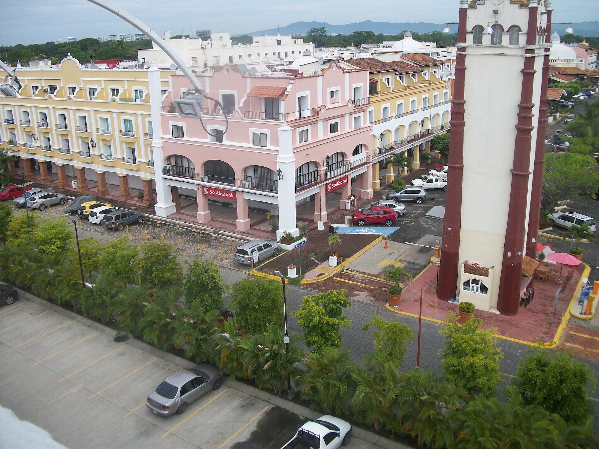 Comfort Inn Puerto Vallarta Exterior photo