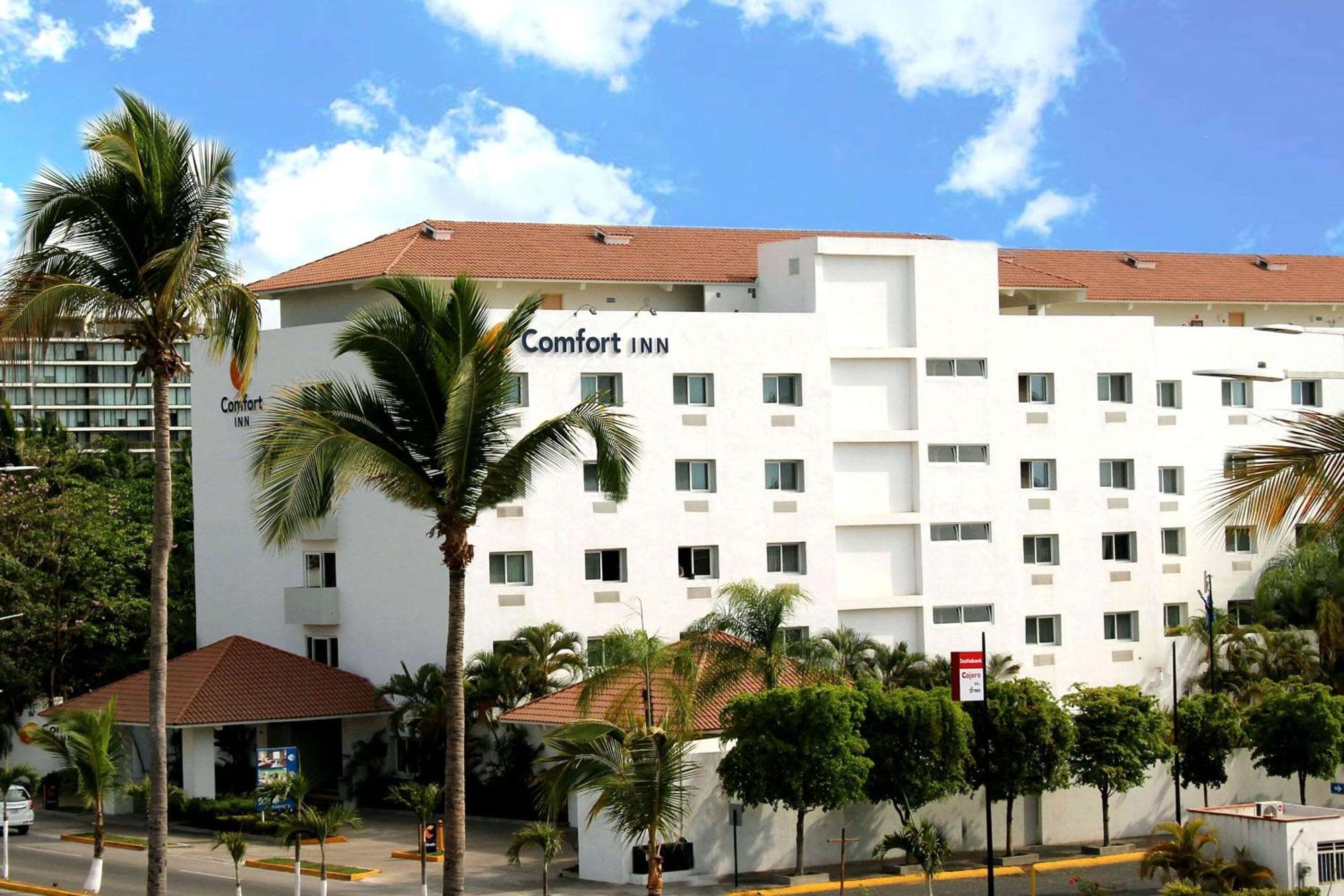 Comfort Inn Puerto Vallarta Exterior photo